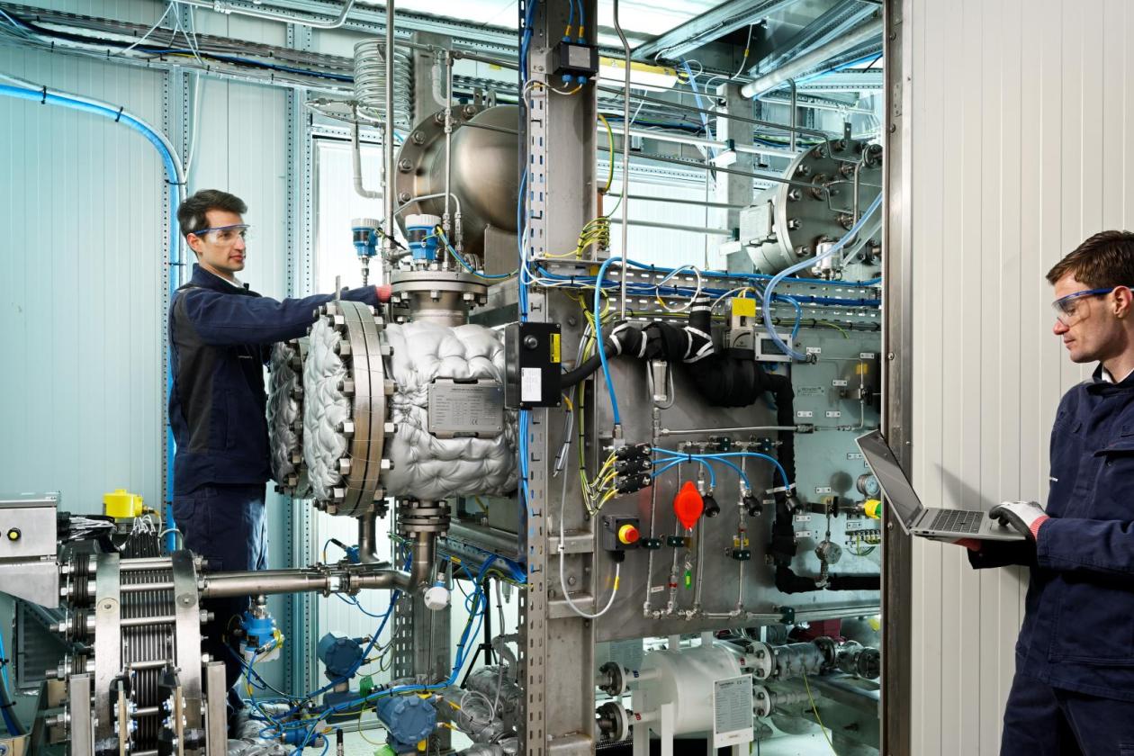 Battolyser Systems and VDL Hydrogen Systems merge to become Alquion