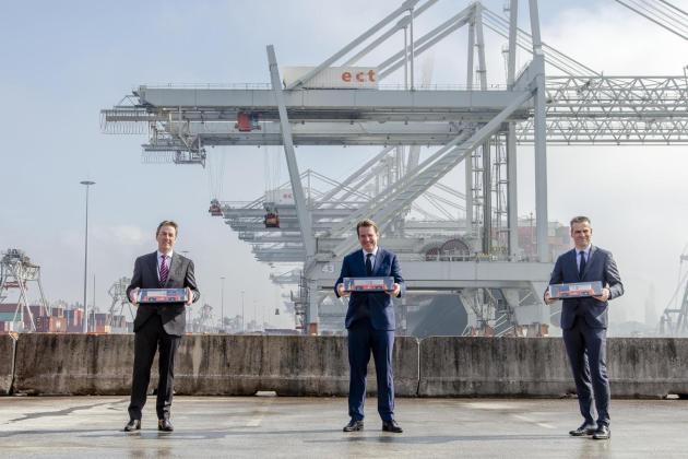 VDL acquires order for 77 automated guided vehicles for Port of Rotterdam